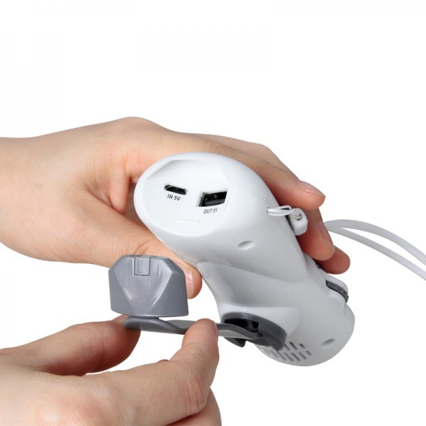 Dynamo Crank Hand Flashlight FM Radio high sensitive With USB Charging Dynamo Crank Hand Flashlight FM Radio high sensitive With USB Charging
