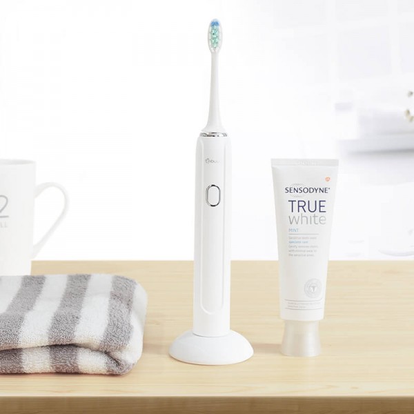 Sonic Electric Wireless Rechargeable Toothbrush Five-speed tooth cleaning mode 37000 times / minute vibration for adults IPX7 waterproof Nano-coated body Sonic Electric Wireless Rechargeable Toothbrush Five-speed tooth cleaning mode 37000 times / minute vibration for adults IPX7 waterproof Nano-coated body